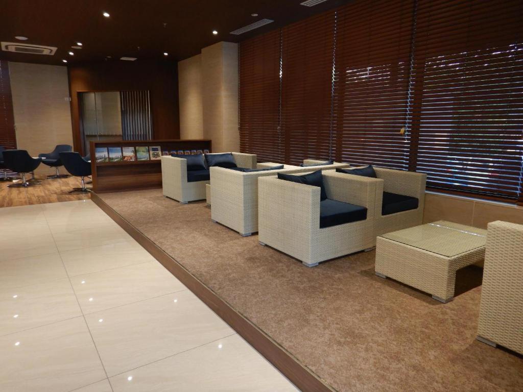 Wishton Hotel יאנגון מראה חיצוני תמונה